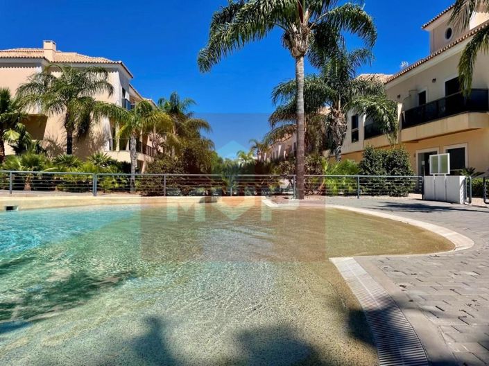 Image No.23-3 Bed Apartment for sale