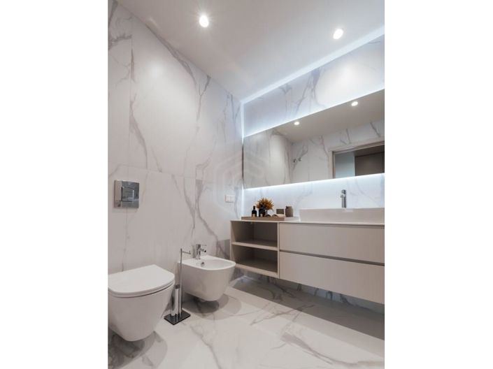 Image No.15-4 Bed Apartment for sale