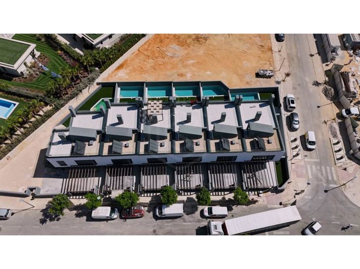 Image No.14-4 Bed House for sale