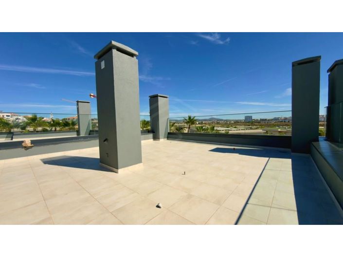 Image No.31-4 Bed House for sale