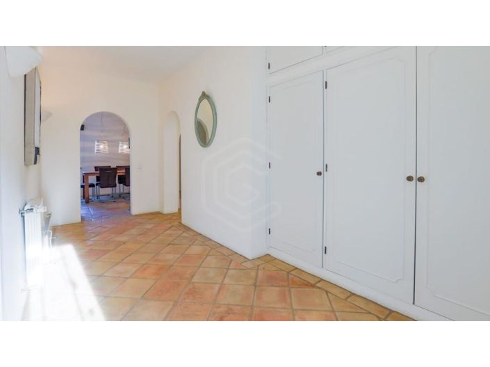 Image No.5-2 Bed House for sale