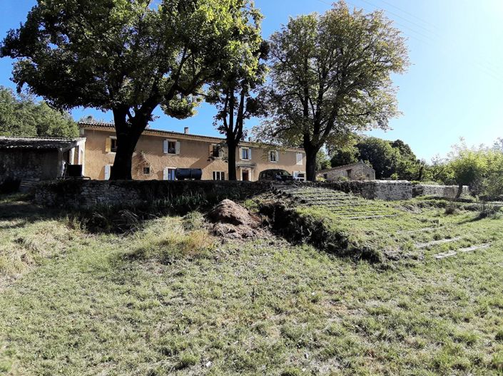 Image No.1-9 Bed House for sale