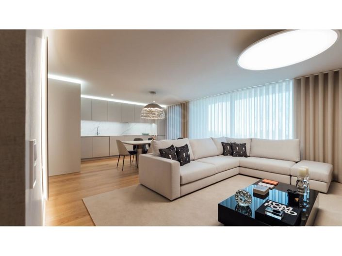 Image No.21-3 Bed Apartment for sale