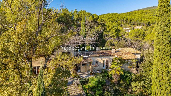 Image No.1-5 Bed House for sale