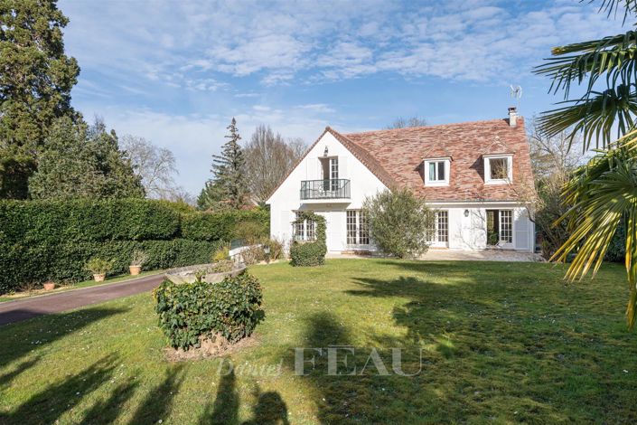 Image No.1-6 Bed House for sale