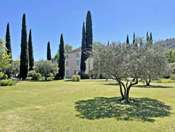 1 - Salernes, House