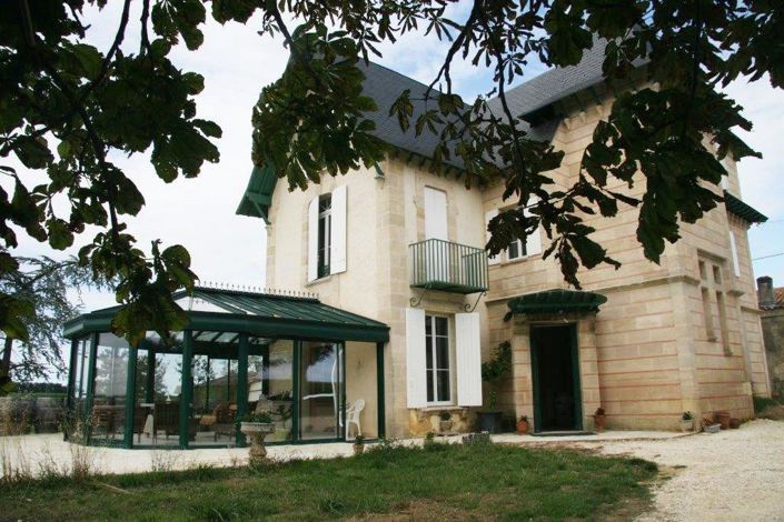 Image No.1-5 Bed Property for sale
