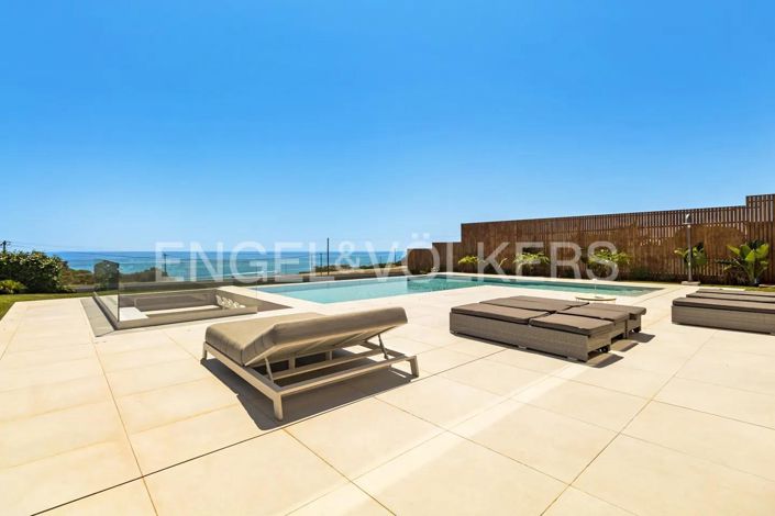 Image No.23-5 Bed House for sale