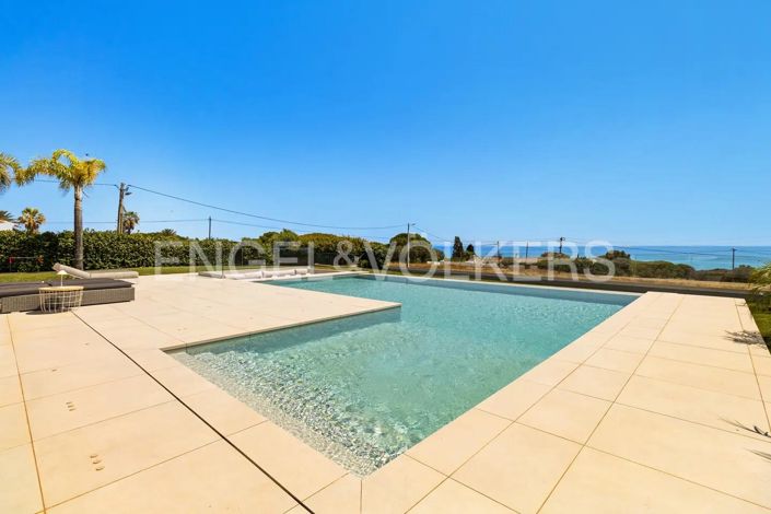 Image No.24-5 Bed House for sale