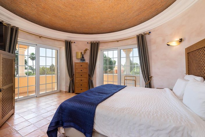 Image No.13-3 Bed House for sale