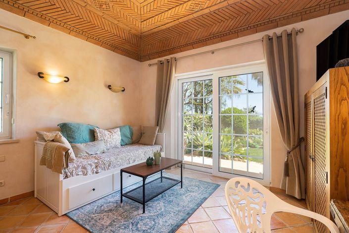 Image No.24-3 Bed House for sale