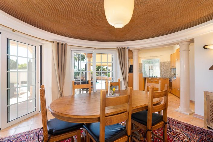 Image No.7-3 Bed House for sale