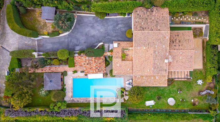 Image No.1-4 Bed House for sale