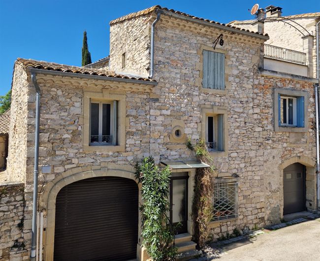 Image No.1-4 Bed House for sale