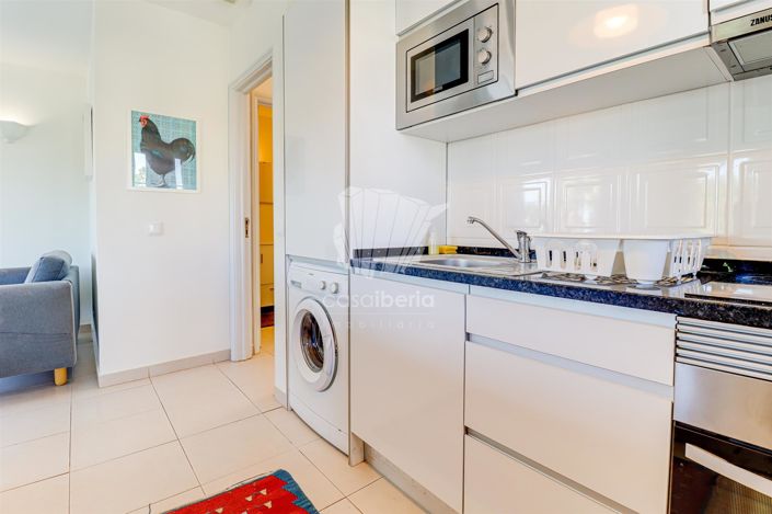 Image No.25-2 Bed Apartment for sale