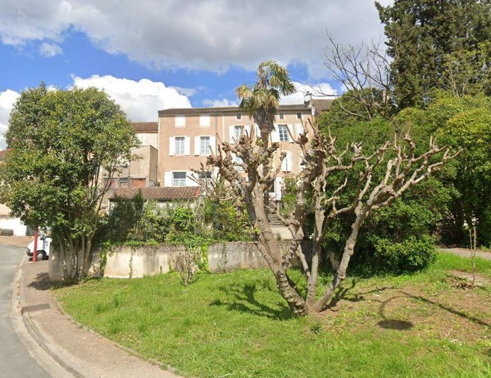 Image No.1-11 Bed House for sale