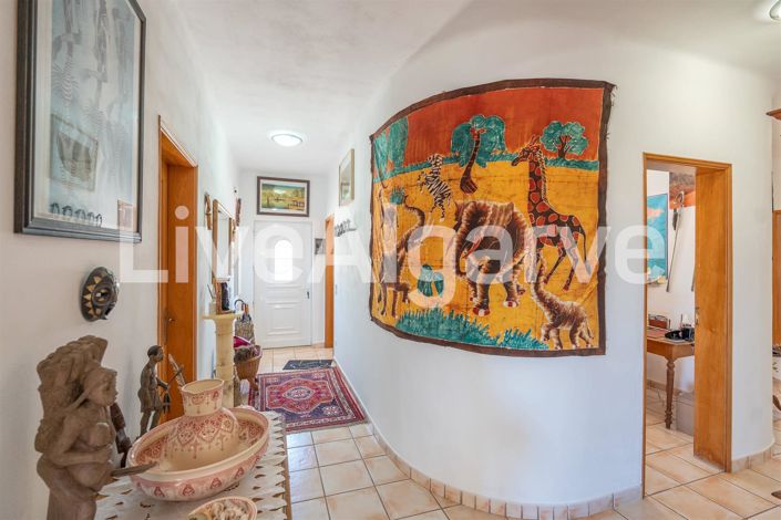 Image No.34-4 Bed House for sale