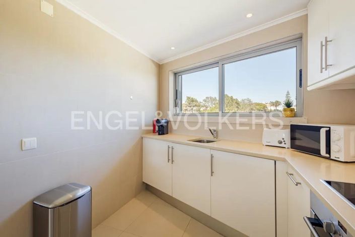 Image No.10-1 Bed Apartment for sale