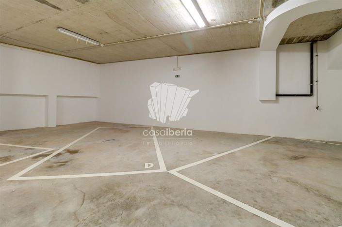 Image No.25-2 Bed Apartment for sale