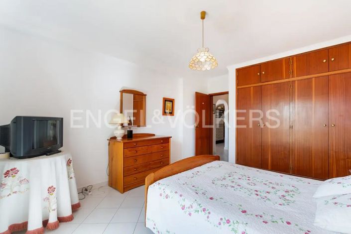 Image No.16-2 Bed Apartment for sale