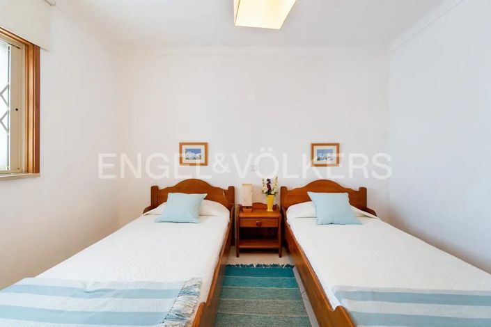 Image No.19-2 Bed Apartment for sale