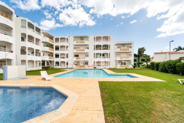 Image No.23-2 Bed Apartment for sale