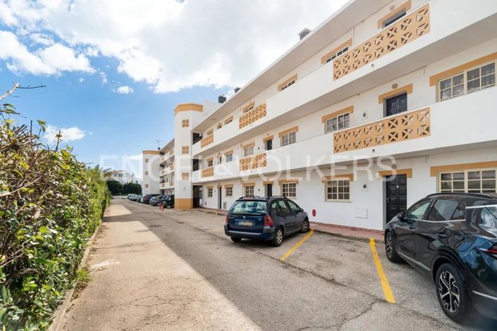 Image No.24-2 Bed Apartment for sale