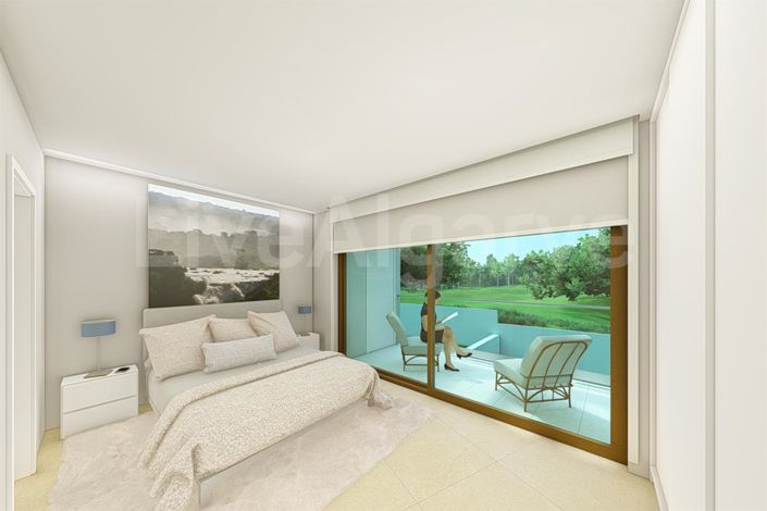 Image No.16-3 Bed House for sale