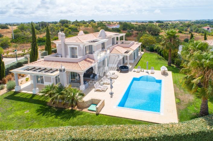 Image No.2-5 Bed House for sale