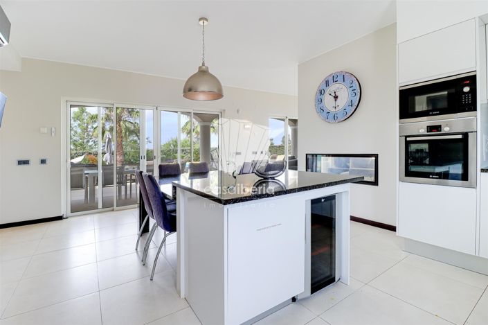 Image No.20-5 Bed House for sale