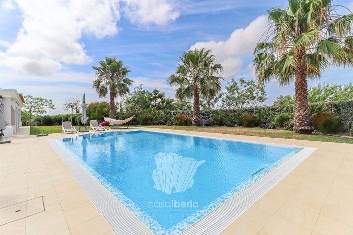 Image No.9-5 Bed House for sale