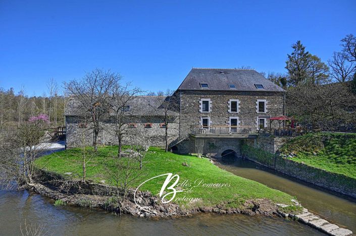 Image No.1-6 Bed House for sale