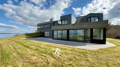 1 - Crozon, House