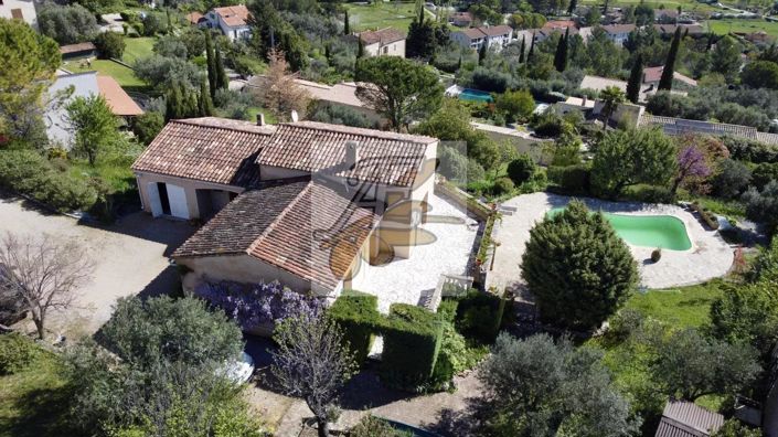 Image No.1-4 Bed House for sale