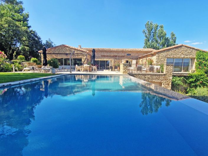 Image No.1-5 Bed House for sale