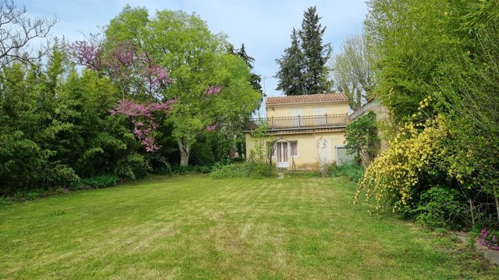 Image No.1-4 Bed House for sale
