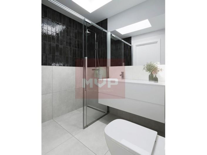 Image No.8-2 Bed House for sale