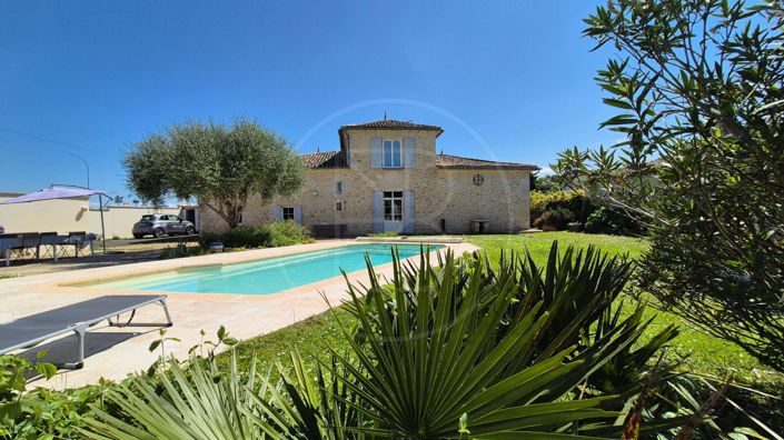 Image No.1-5 Bed House for sale