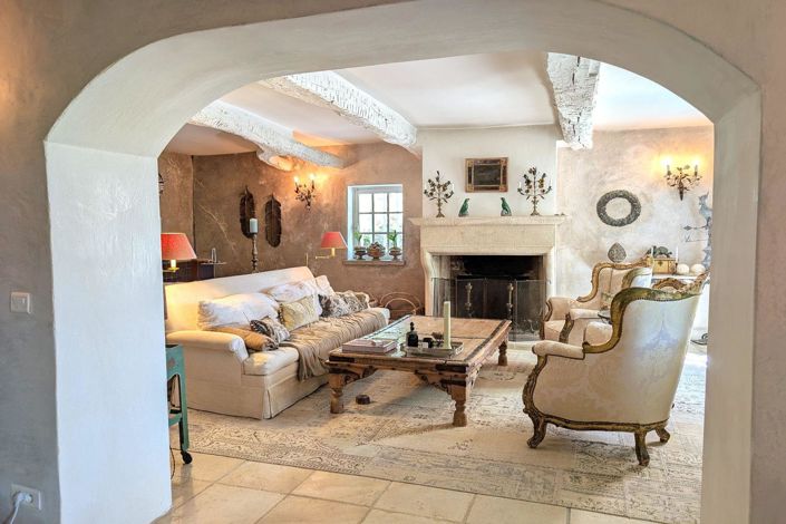 Image No.13-5 Bed House for sale