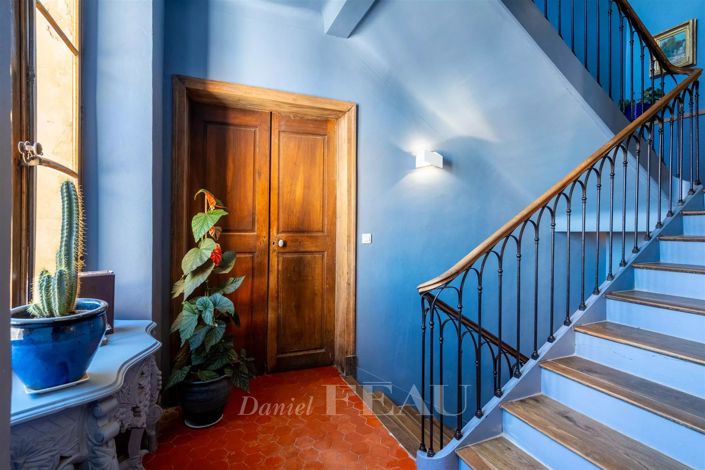 Image No.11-3 Bed House for sale