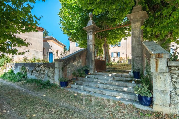 Image No.19-3 Bed House for sale