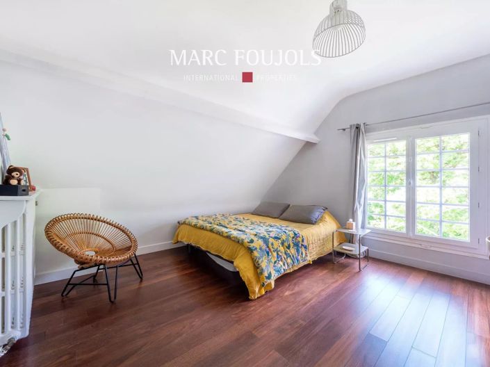 Image No.12-4 Bed House for sale