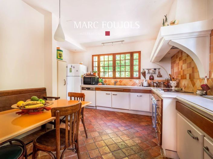 Image No.9-4 Bed House for sale