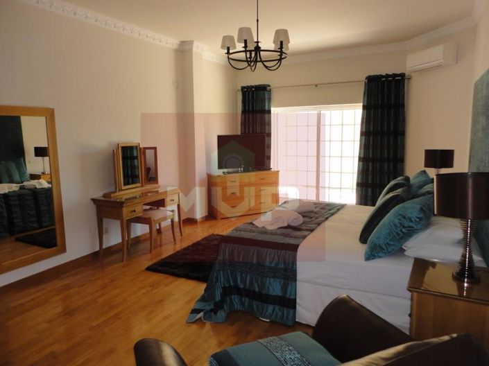 Image No.13-8 Bed House for sale