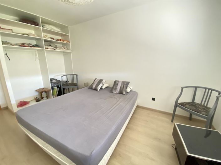 Image No.12-3 Bed House for sale