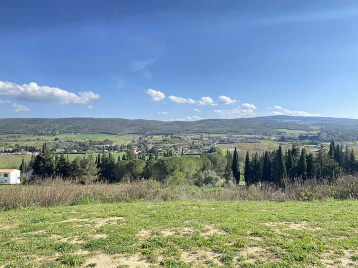 Image No.19-3 Bed House for sale