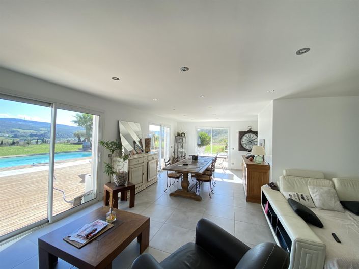 Image No.3-3 Bed House for sale