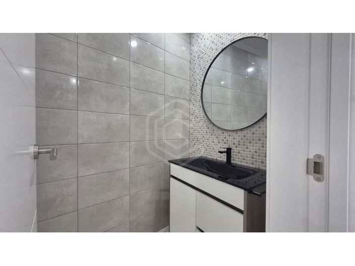 Image No.26-3 Bed House for sale