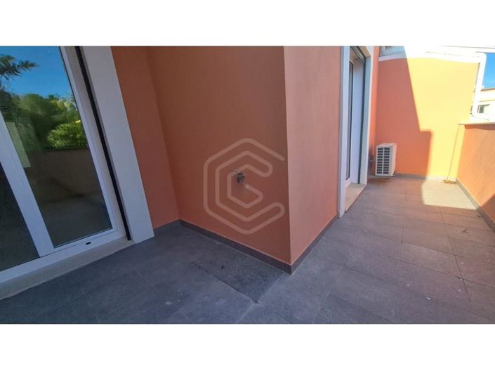 Image No.29-3 Bed House for sale