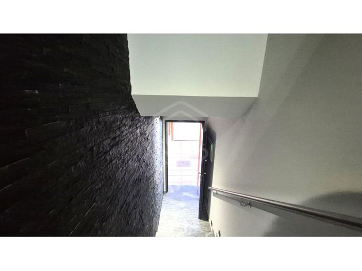 Image No.37-3 Bed House for sale